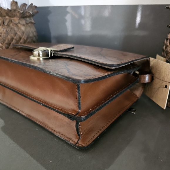 NWT Genuine Leather Patricia Nash Crossbody - Picture 4 of 11